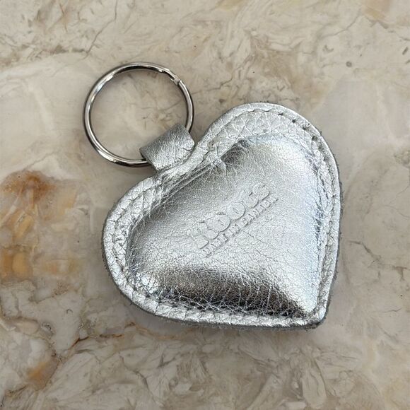 Roots Leather Heart Shaped Keychain “Text Me” Silver - Picture 2 of 6